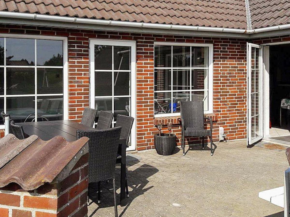 10 Person Holiday Home In Bl Vand Blåvand المظهر الخارجي الصورة